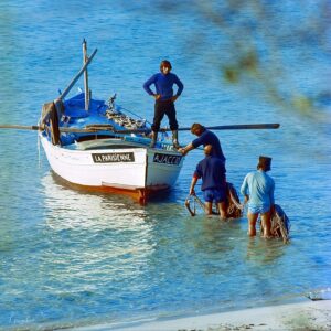 Photo de pêcheurs sur la barque "La Parisienne" à Ajaccio en Corse