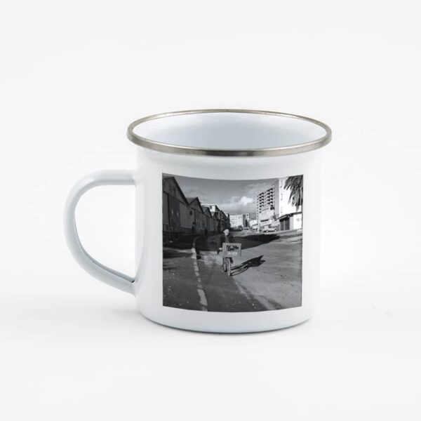 Tasse Émaillée | Le Livreur à Vélo, Ajaccio