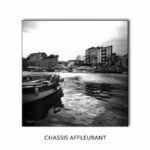 Châssis affleurant