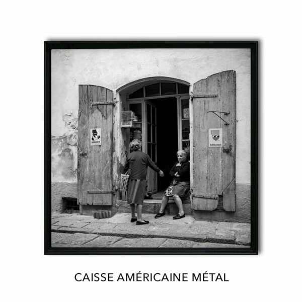 Photo d'une vieille épicerie à Ile-Rousse en Corse – Image 10