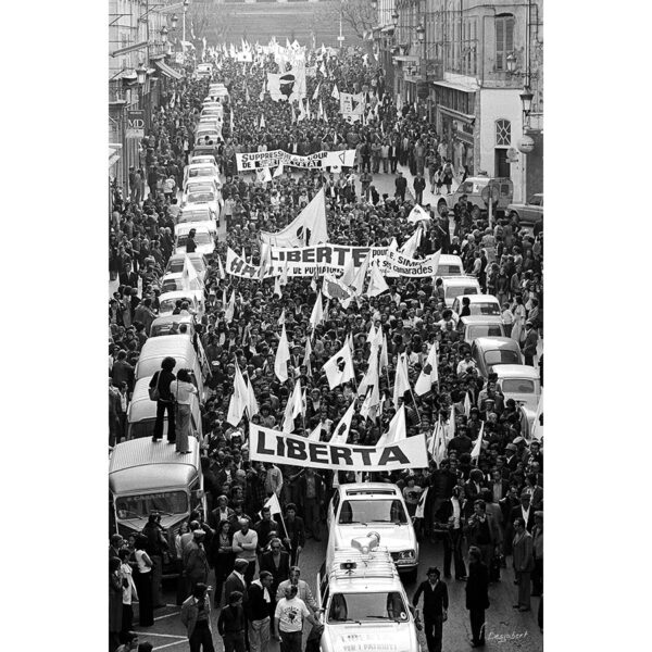 Photo de la manifestation pour Siméoni à Bastia en Corse